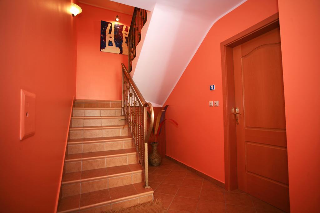 Apartment Drazenka Turato Baška Kamer foto