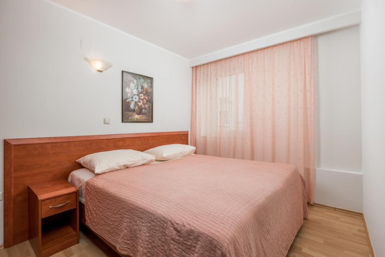 Apartment Drazenka Turato Baška Buitenkant foto